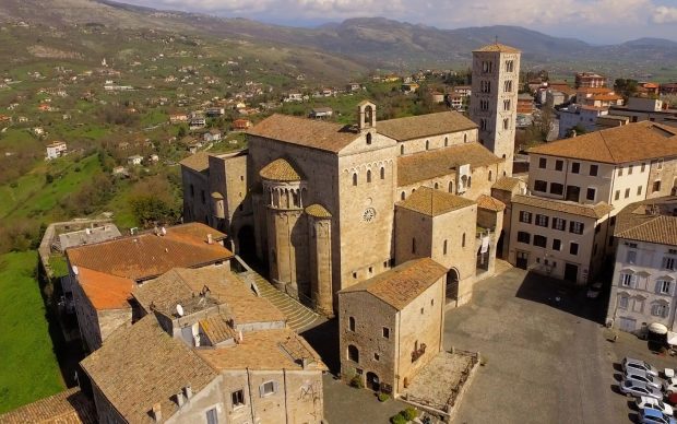 clicca per ingrandire l'immagine
