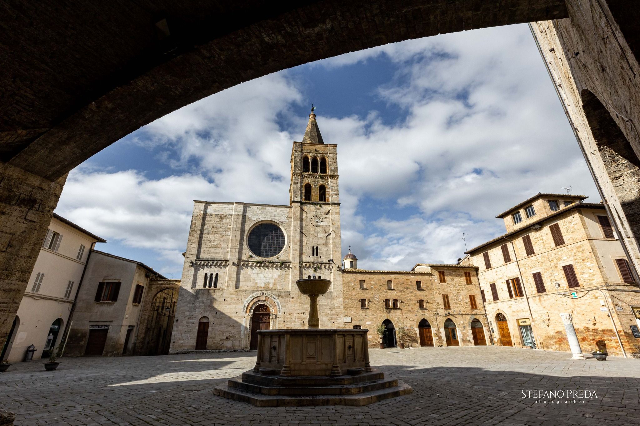 clicca per ingrandire l'immagine